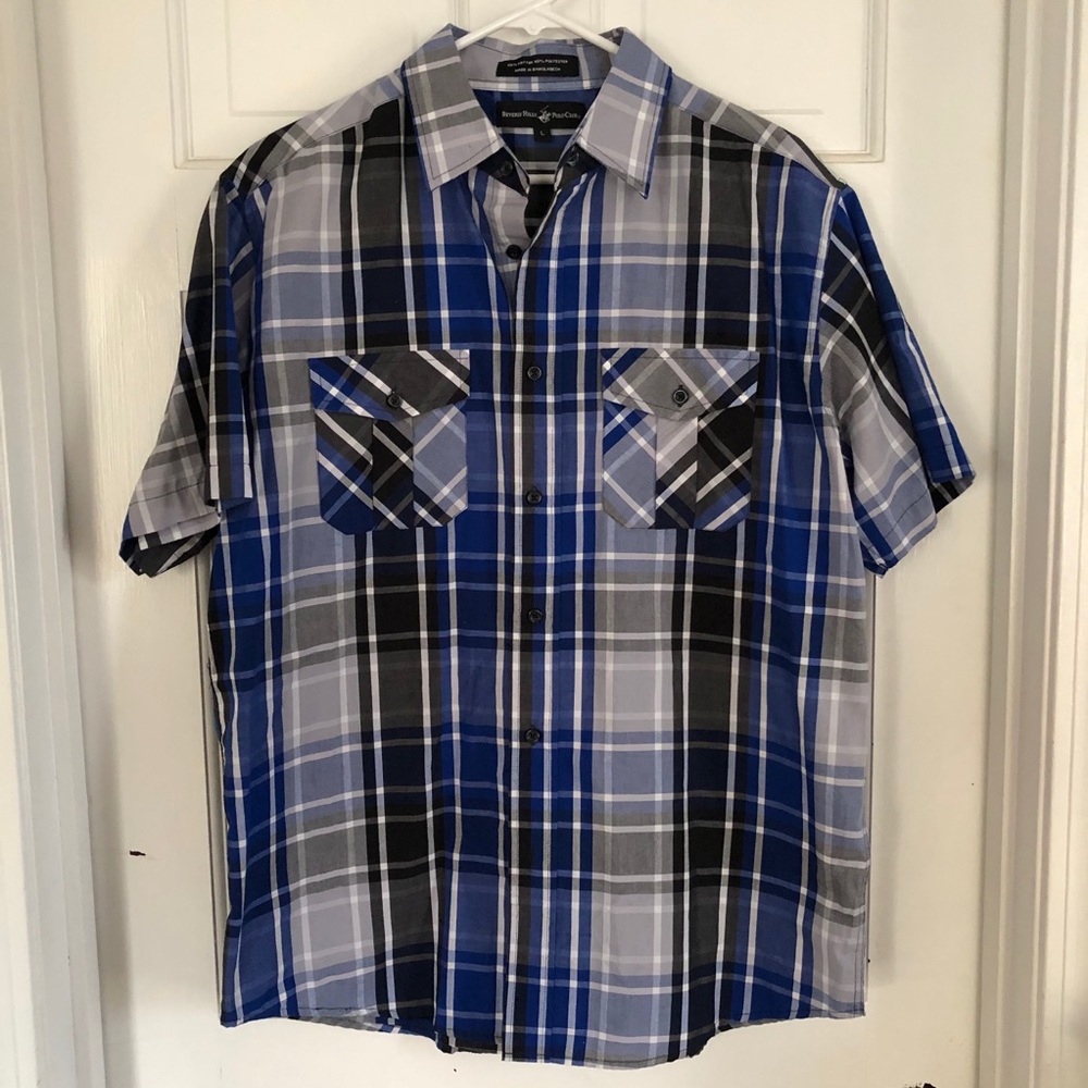 Men’s short sleeved button down